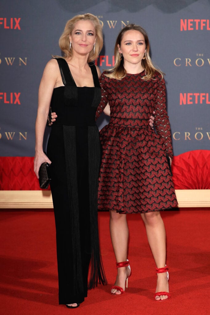 Gillian Anderson and daughter Piper Maru Klotz in November of 2017.