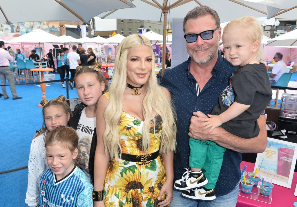 Tori Spelling and her family in 2019