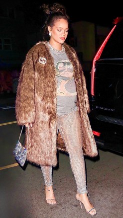 Santa Monica, CA - *EXCLUSIVE* - Rihanna is stylish in a brown fur jacket as she arrives to a late night dinner with friend Melissa Forde at Giorgio Baldi in Santa Monica, Ca Pictured: Rihanna BACKGRID USA 2 JUNE 2023 USA: +1 310 798 9111 / usasales@backgrid.com UK: +44 208 344 2007 / uksales@backgrid.com *UK Clients - Pictures Containing Children Please Pixelate Face Prior To Publication*